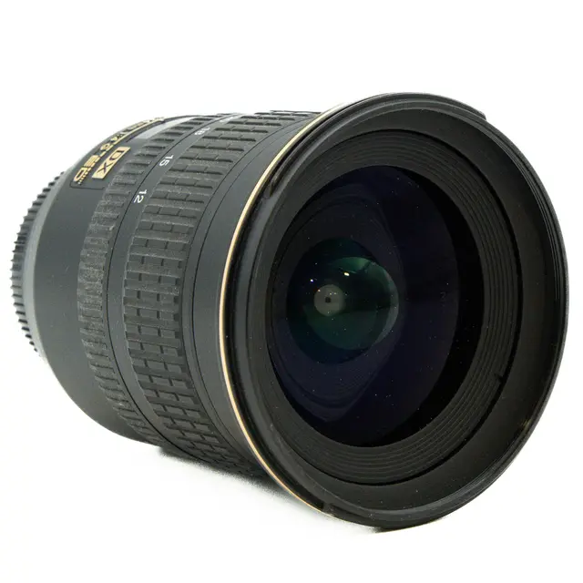 BRUKT Nikon AF-S DX 12-24mm f/4 G ED Tilstand: 3 | Nikon F (DX) 