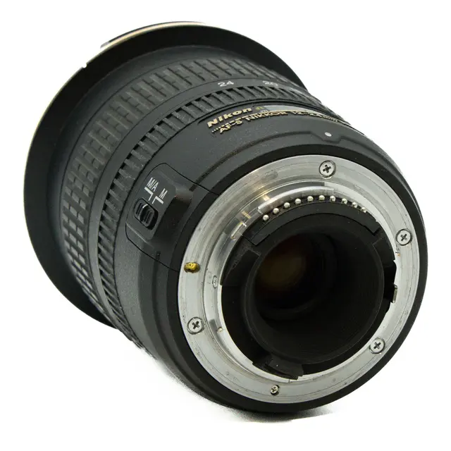 BRUKT Nikon AF-S DX 12-24mm f/4 G ED Tilstand: 3 | Nikon F (DX) 