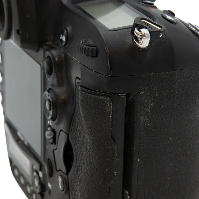 BRUKT Nikon D4 Tilstand: 5 |163597 eksp. 