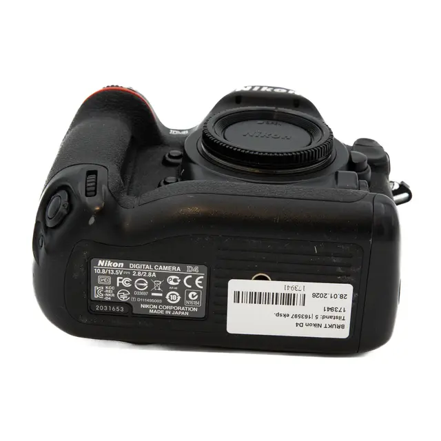 BRUKT Nikon D4 Tilstand: 5 |163597 eksp. 
