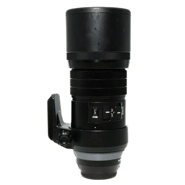 BRUKT Olympus ED 300mm f/4 IS Pro Tilstand: 2 | MFT 