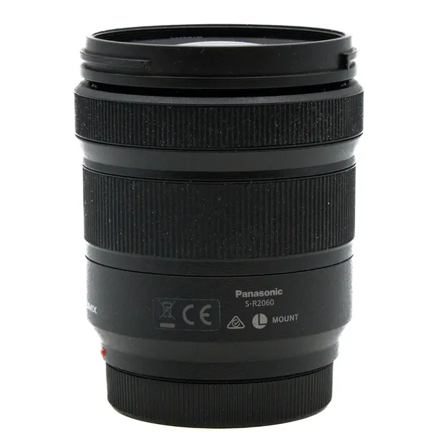 BRUKT Panasonic S 20-60mm f/3.5-5.6 Tilstand: 2 | Leica L 