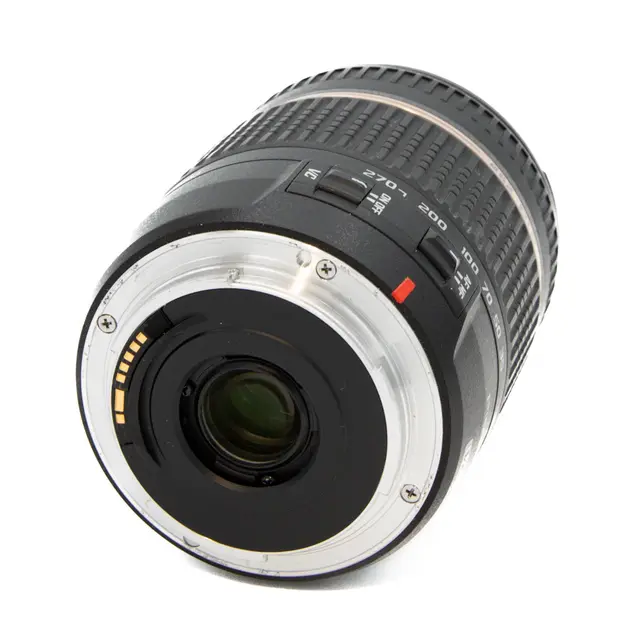 BRUKT Tamron 18-270mm f/3.5-6.3 VC PZD Tilstand: 3 | Canon EF 