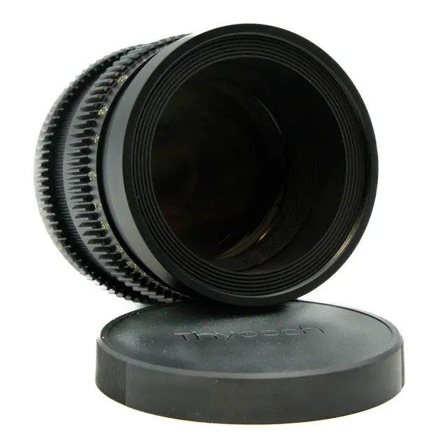 BRUKT Thypoch Simera-C 75mm T1.5 FF Tilstand: 2 | Leica M 