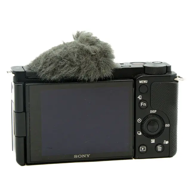 BRUKT Sony ZV-E10 m/16-50mm kit Tilstand: 2 |1095 eksp. 