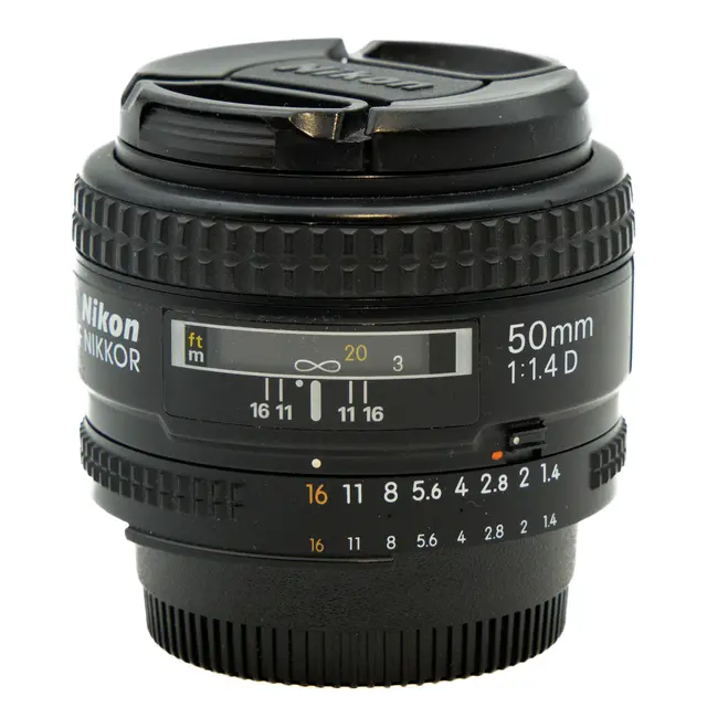 BRUKT Nikon AF 50mm f/1.4 D Tilstand: 3 | Nikon F (FX) 