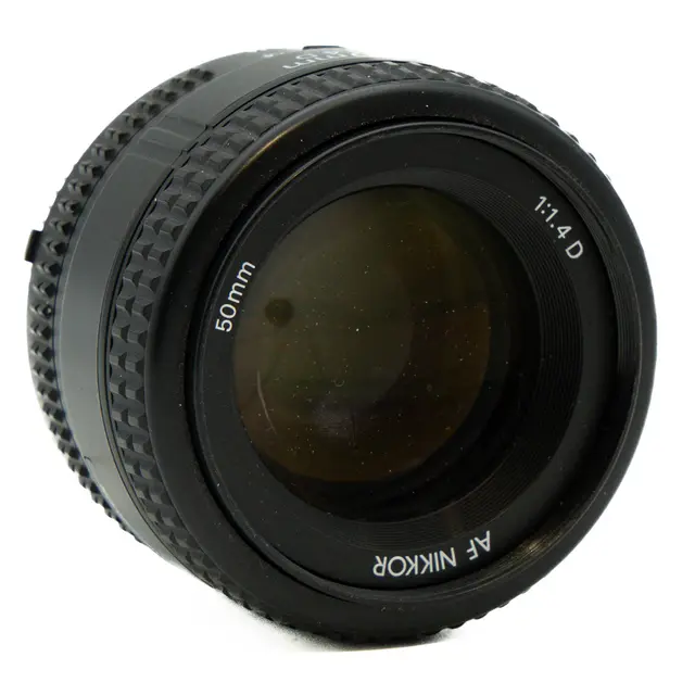 BRUKT Nikon AF 50mm f/1.4 D Tilstand: 3 | Nikon F (FX) 