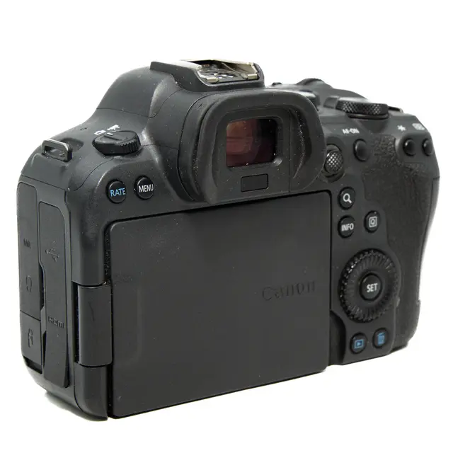 BRUKT Canon EOS R6 Mark II Tilstand: 3 |136000 eksp. 