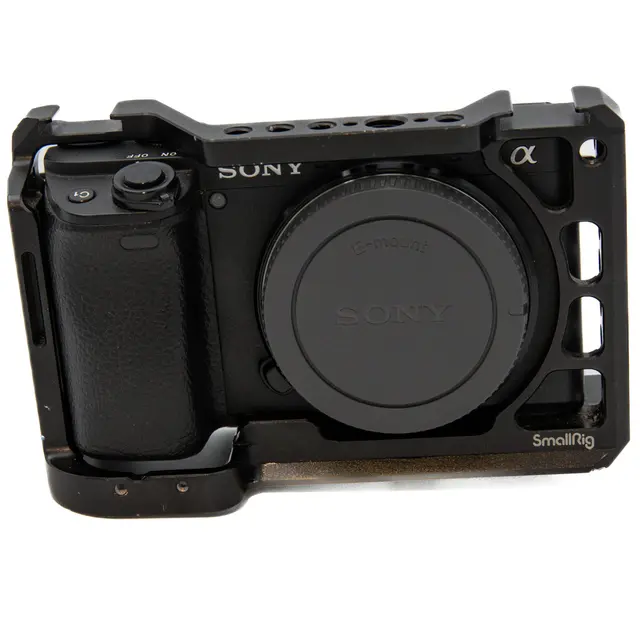 BRUKT Sony a6400 Tilstand: 3 |11387 eksp. 