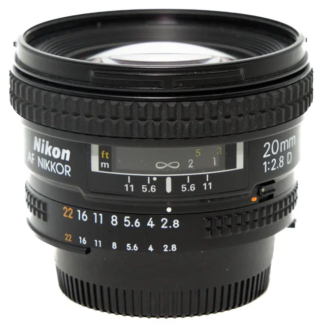 BRUKT Nikon AF 20mm f/2.8 D Tilstand: 2 | Nikon F (FX) 