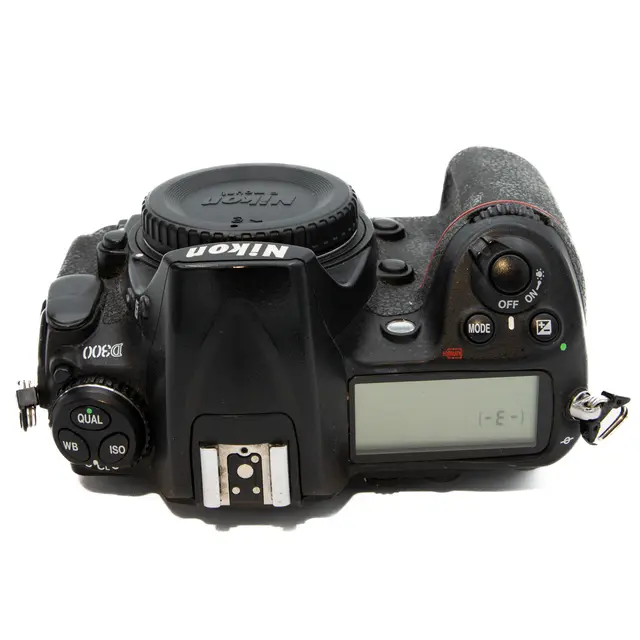 BRUKT Nikon D300 Tilstand: 4 |47941 eksp. 