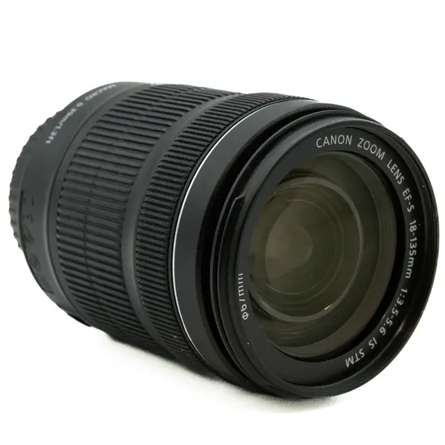 BRUKT Canon EF-S 18-135mm f/3.5-5.6 IS Tilstand: 3 | Canon EF-S 