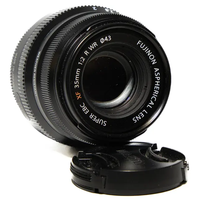 BRUKT Fujifilm XF 35mm f/2 R WR Tilstand: 2 | Fujifilm X 