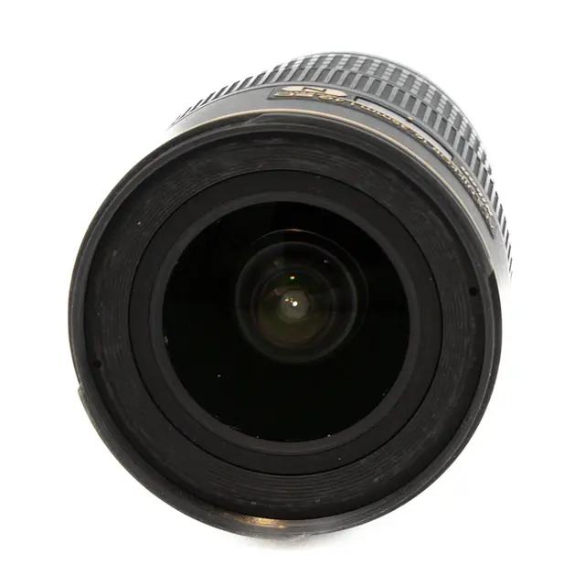 BRUKT Nikon AF-S 16-35mm f/4 G ED VR Tilstand: 4 | Nikon F (FX) 
