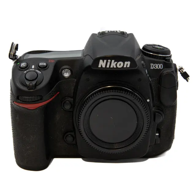 BRUKT Nikon D300 Tilstand: 3 |6374 eksp. 