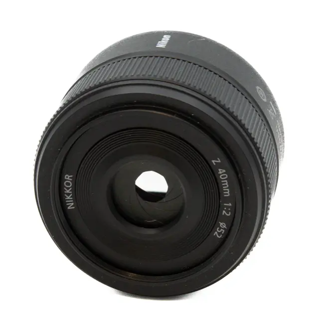 BRUKT Nikon Z 40mm f/2 Tilstand: 2 | Nikon Z 