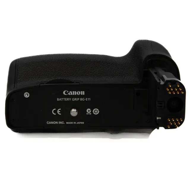 BRUKT Canon BG-E11 for 5D Mark III Tilstand: 3 