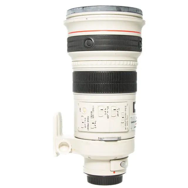 BRUKT Canon EF 300mm f/2.8 L IS USM Tilstand: 3 | Canon EF 