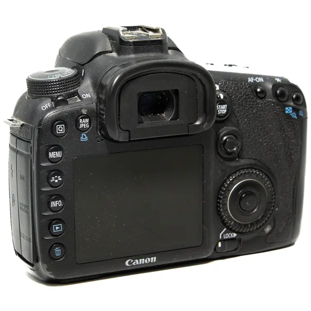 BRUKT Canon EOS 7D Tilstand: 3 |21578 eksp. 