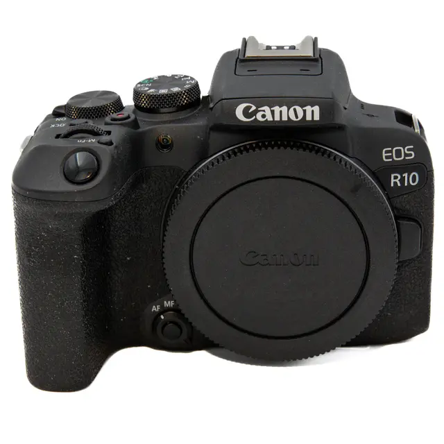 BRUKT Canon EOS R10 Tilstand: 3 |4000 eksp. 
