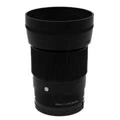 BRUKT Sigma 30mm f/1.4 DC DN Art Tilstand: 3 | Sony E