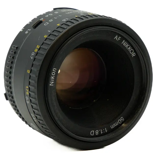 Nikon AF 50mm f/1.8 D Tilstand: 2 | Nikon F (FX) 