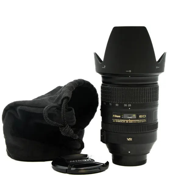 BRUKT Nikon AF-S 28-300mm f/3.5-5.6 G ED Tilstand: 3 | Nikon F (FX) 