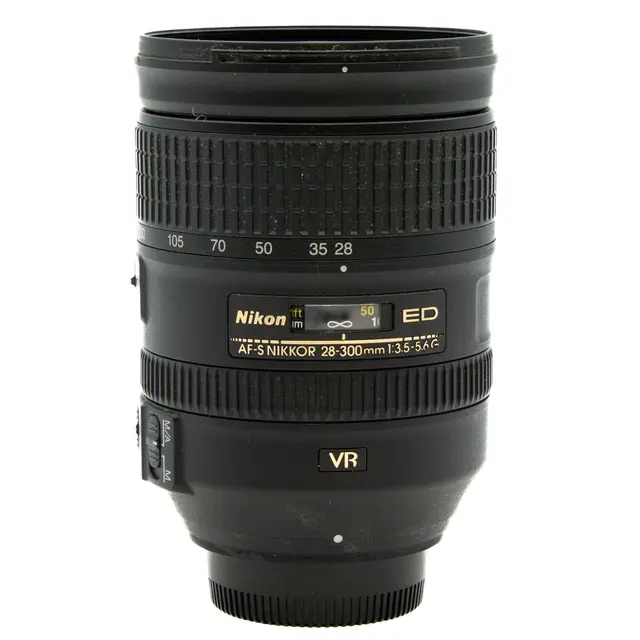 BRUKT Nikon AF-S 28-300mm f/3.5-5.6 G ED Tilstand: 3 | Nikon F (FX) 