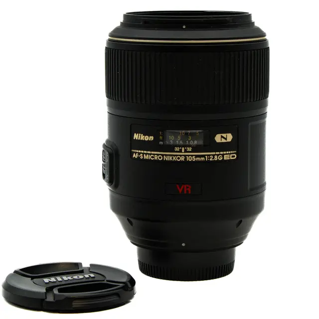 BRUKT Nikon AF-S 105mm f/2.8G ED VR Tilstand: 3 | Nikon F (FX) 