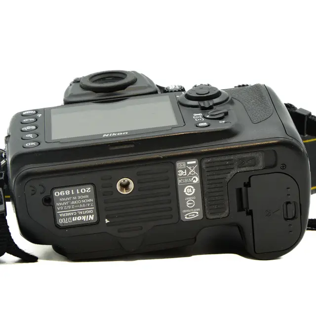 Nikon D700 Tilstand: 3 |6700 eksp. 
