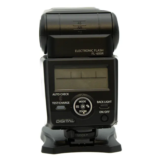 BRUKT Olympus FL-600R Tilstand: 2 