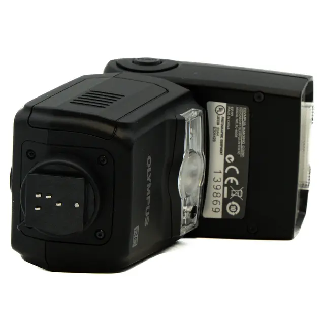 BRUKT Olympus FL-600R Tilstand: 2 