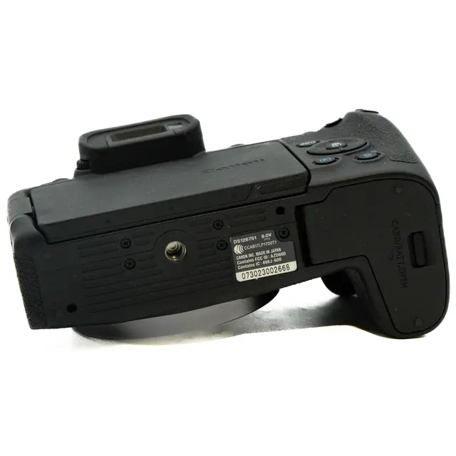 Canon EOS RP Tilstand: 2 |4000 eksp. 