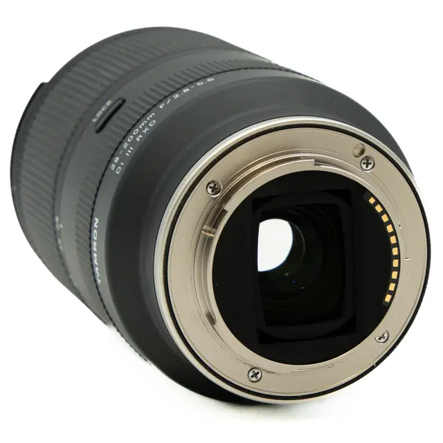 Tamron 28-200mm f/2.8-5.6 III RXD Tilstand: 2 | Sony E 
