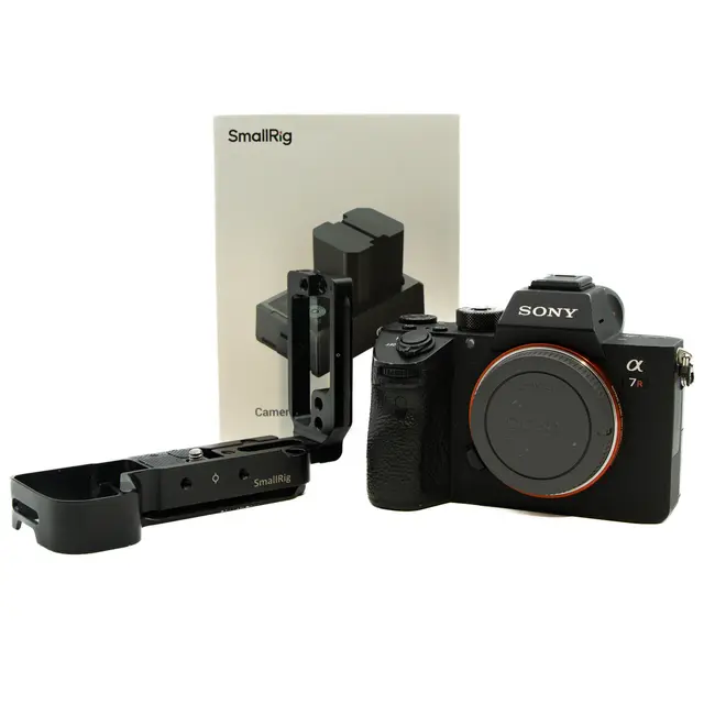 Sony A7R III Tilstand: 3 |4855 eksp. 
