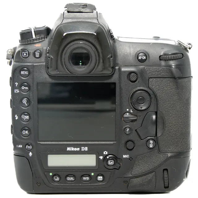 Nikon D6 Tilstand: 4 |144 955 (36%) eksp. 