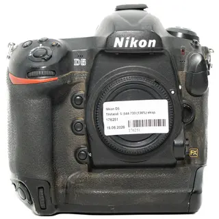 Nikon D5 Tilstand: 5 |544 733 (136%) eksp.