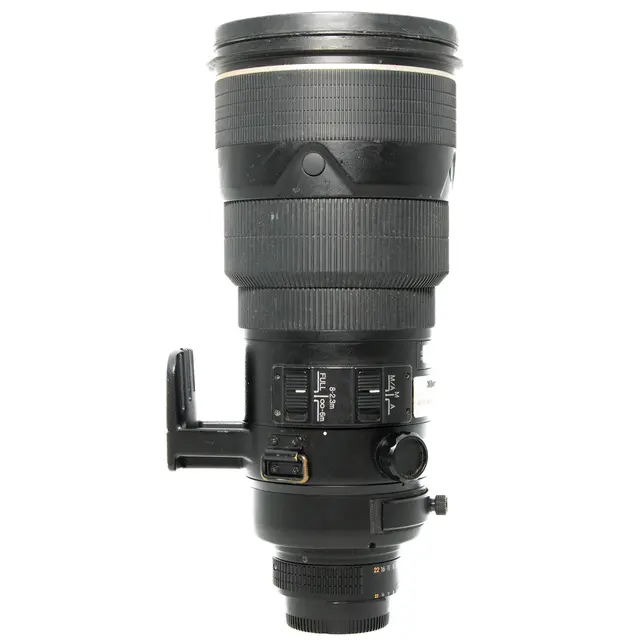 Nikon AF-S 300mm f/2.8 D ED II Tilstand: 4 | Nikon F (DX) 
