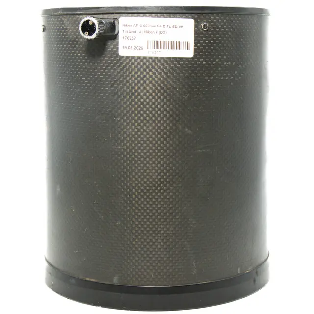 Nikon AF-S 600mm f/4 E FL ED VR Tilstand: 4 | Nikon F (DX) 