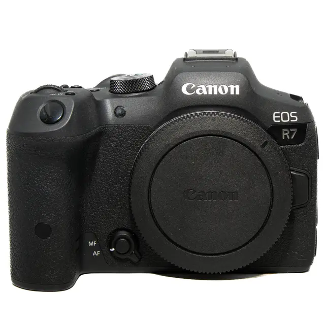 Canon EOS R7 Tilstand: 1 |1000 eksp. 