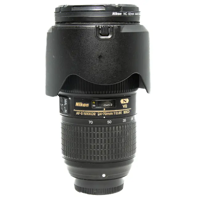 Nikon AF-S 24-70mm f/2.8 E ED VR Tilstand: 3 | Nikon F (FX) 