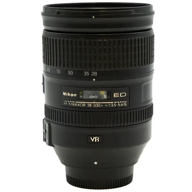 Nikon AF-S 28-300mm f/3.5-5.6 G ED VR Tilstand: 3 | Nikon F (FX) 