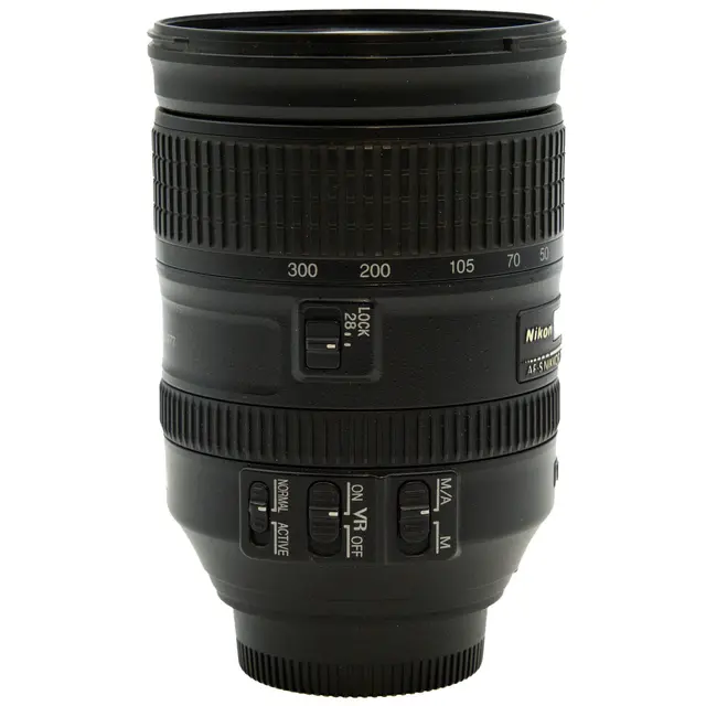 Nikon AF-S 28-300mm f/3.5-5.6 G ED VR Tilstand: 3 | Nikon F (FX) 