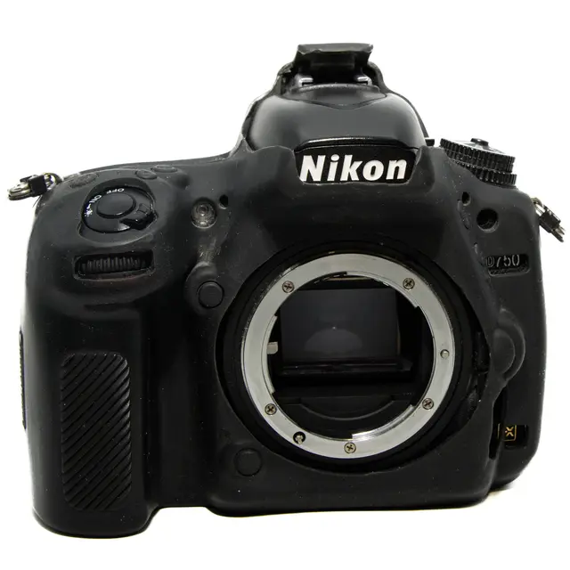 Nikon D750 Tilstand: 4 |48563 eksp. 