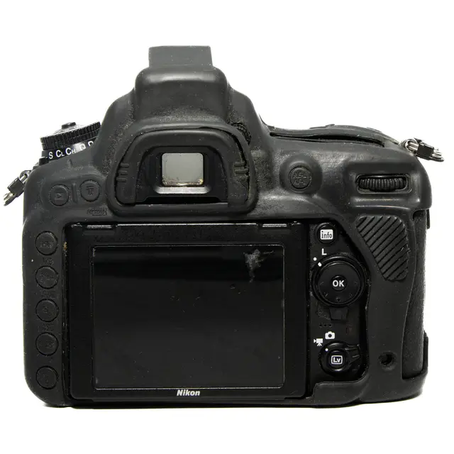 Nikon D750 Tilstand: 4 |48563 eksp. 