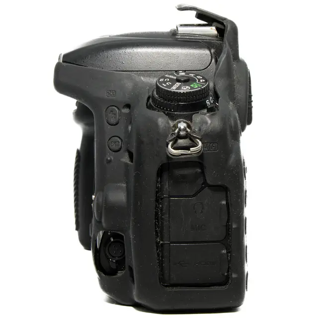 Nikon D750 Tilstand: 4 |48563 eksp. 