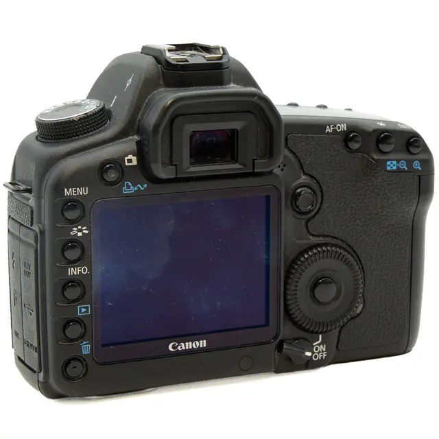 Canon EOS 5D Mark II Tilstand: 3 |9775 eksp. 