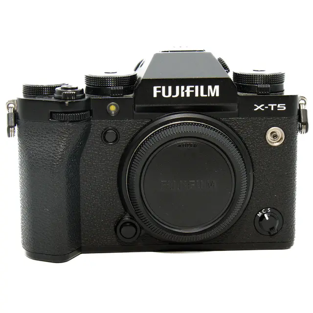 Fujifilm X-T5 Tilstand: 3 |8244 eksp. 