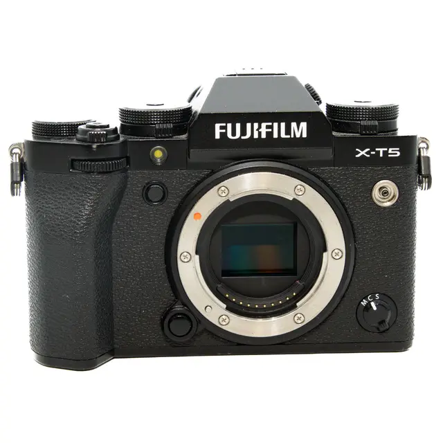 Fujifilm X-T5 Tilstand: 3 |8244 eksp. 