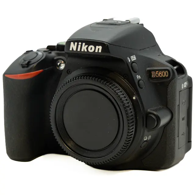 Nikon D5600 Tilstand: 1 |13098 eksp. 